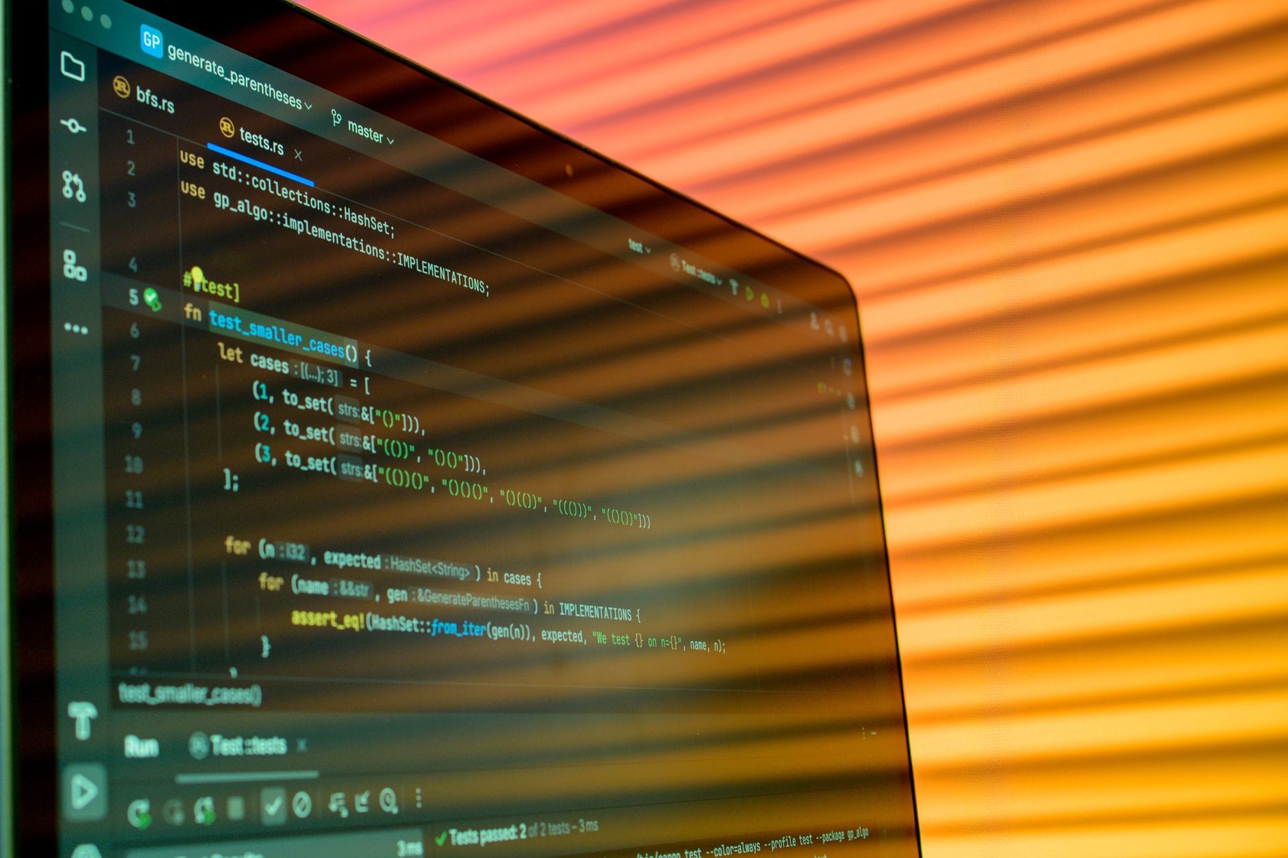 IDE vs edytor kodu: porównanie środowisk pracy programisty pod kątem wydajności IDE vs edytor kodu: porównanie środowisk pracy programisty pod kątem wydajności